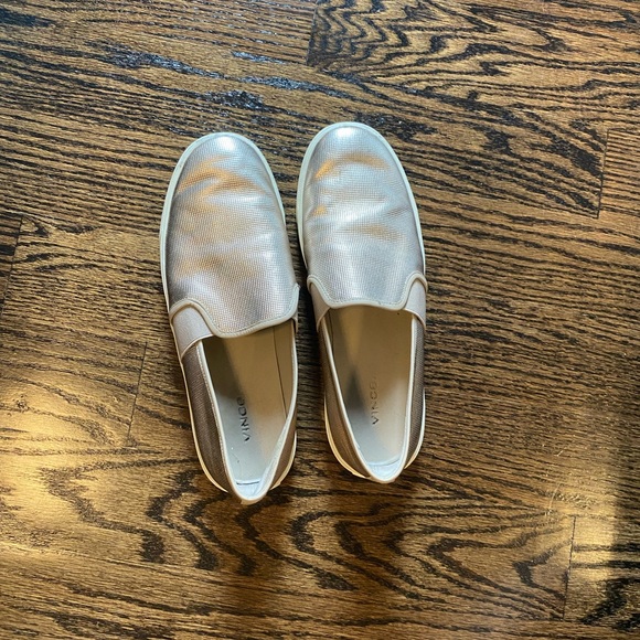 VINCE Gold Metallic Sneakers size 9 - Picture 1 of 9
